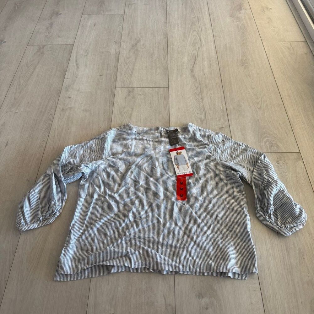 Matty M woman’s shirt size m